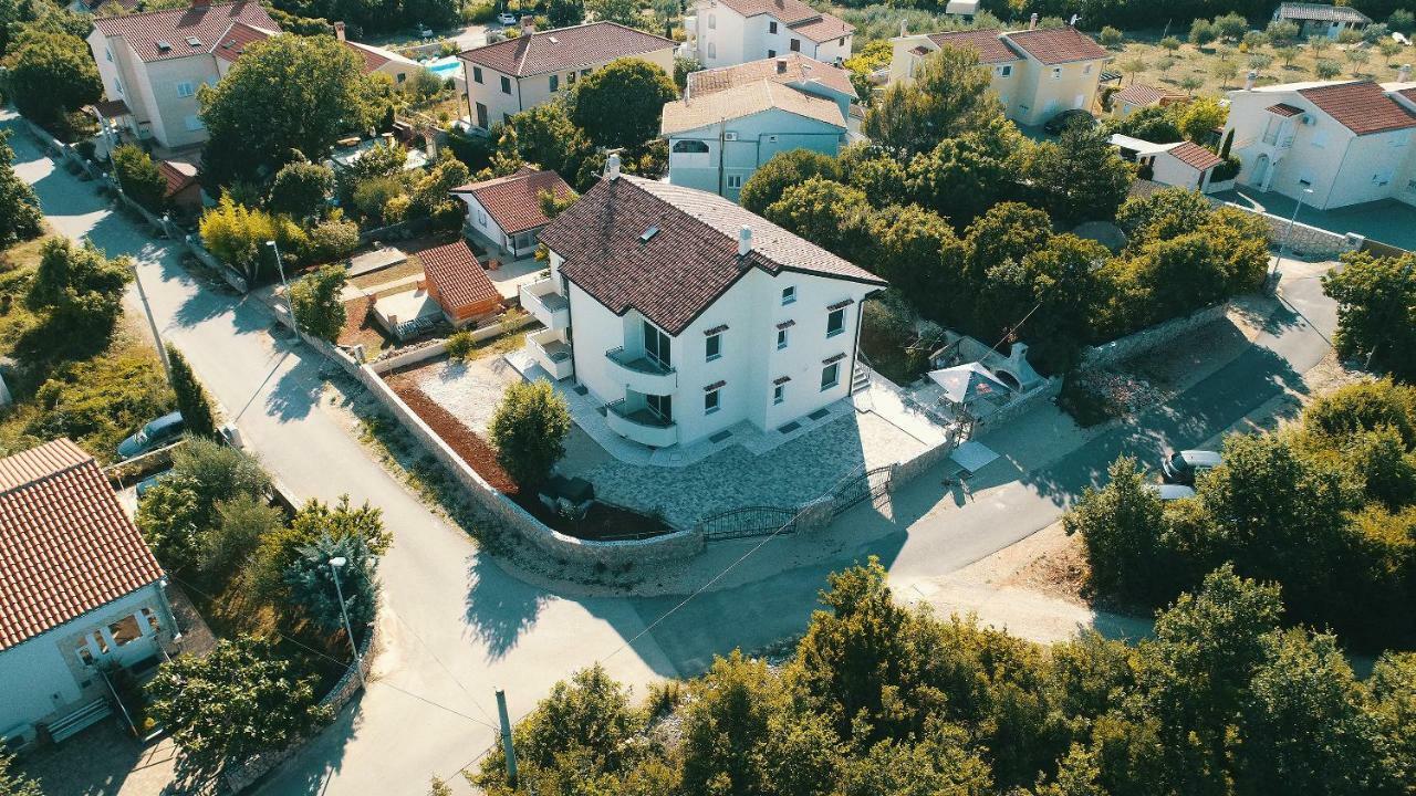 Apartmani Judita Pinezici  Exterior photo