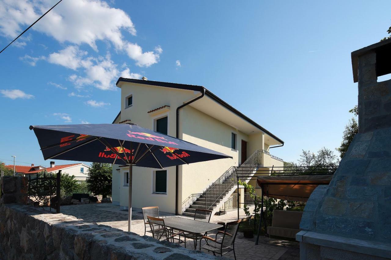 Apartmani Judita Pinezici  Exterior photo