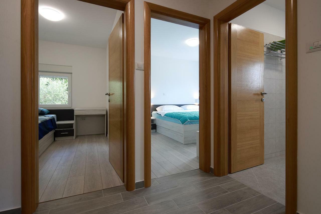 Apartmani Judita Pinezici  Exterior photo